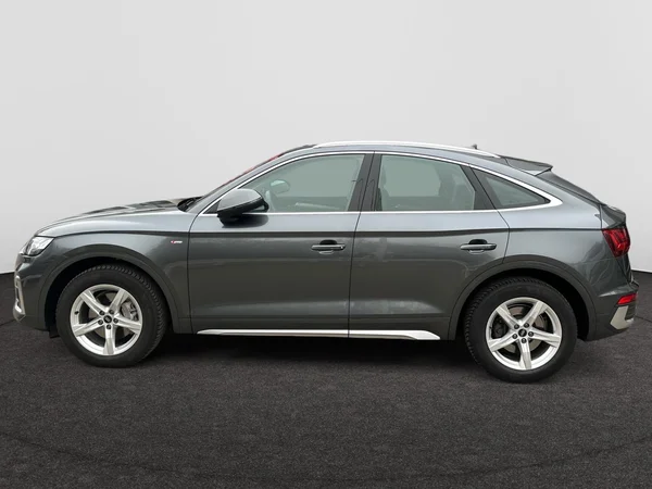 AUDI Q5 Sportback (2022) — foto 10 van 17