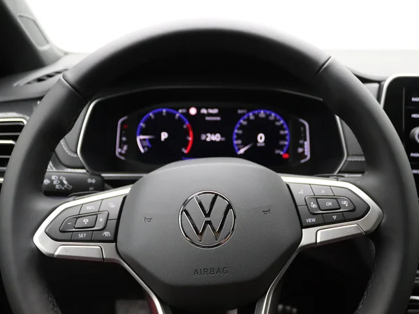 VOLKSWAGEN T-Cross (2025) — foto 4 van 20