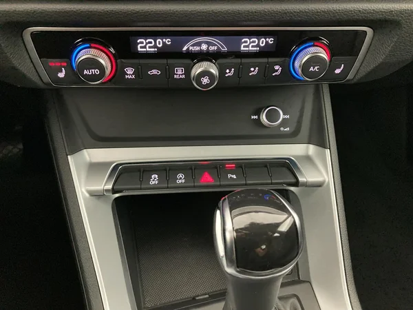 AUDI Q3 (2020) — foto 20 van 36