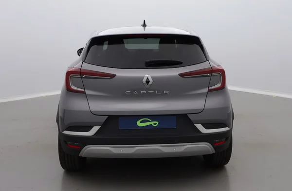 Renault Captur (2023) — foto 13 van 18
