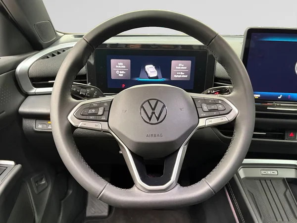 VOLKSWAGEN T-Roc (2026) — foto 13 van 16