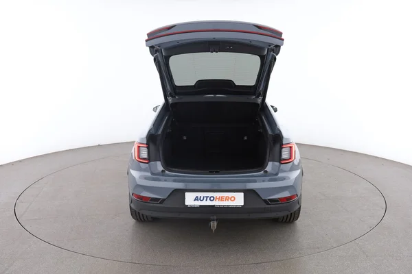 Polestar 2 (2020) — foto 7 van 16