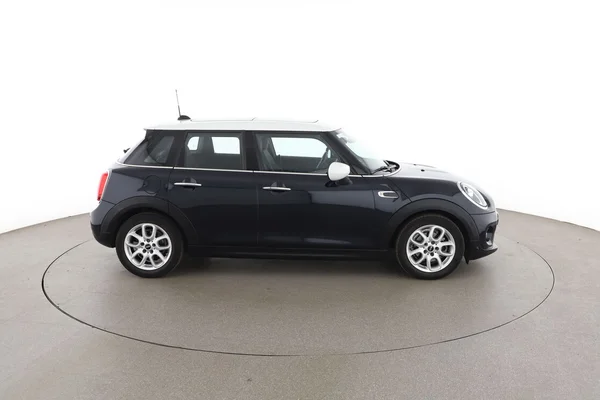 MINI MINI (2020) — foto 13 van 16