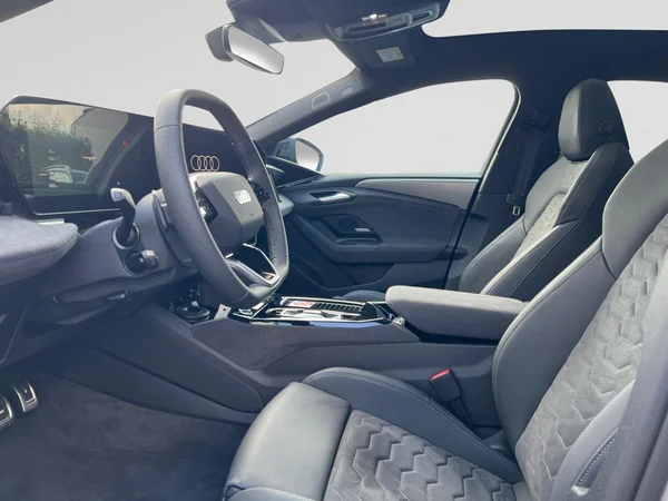 AUDI A6 Sportback e-tron (2026) — foto 24 van 24