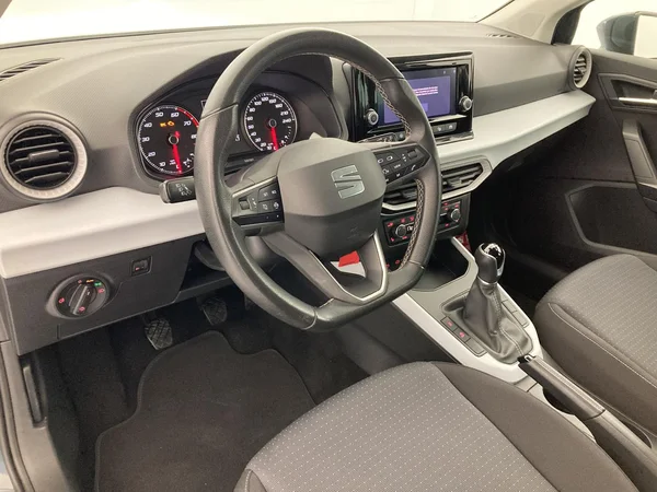 SEAT Arona (2023) — foto 8 van 33