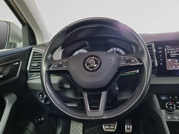 SKODA Karoq (2018) — foto 5 van 23