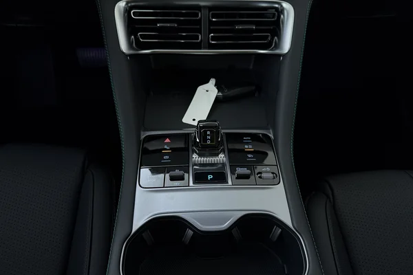 BYD Seal U PHEV (2026) — foto 4 van 16