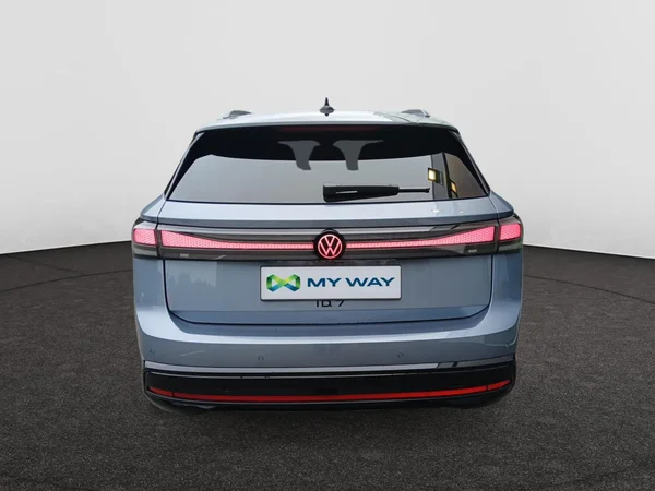 VOLKSWAGEN ID.7 Tourer (2026) — foto 9 van 12