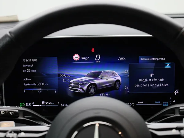 Mercedes-Benz GLC (2025) — foto 44 van 45