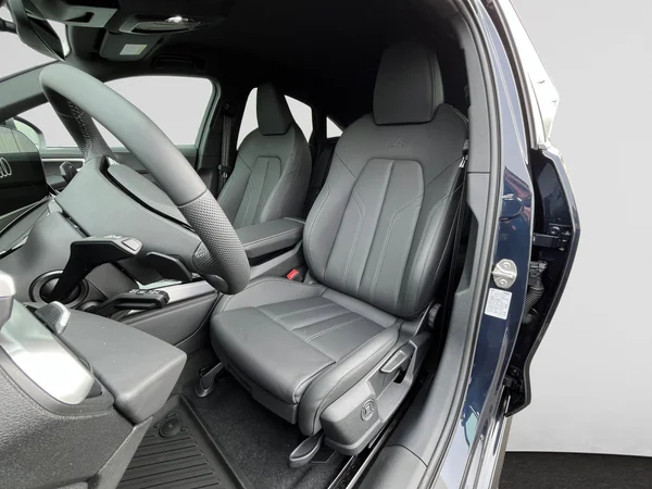 AUDI A5 e-hybrid (PHEV) (2025) — foto 6 van 24