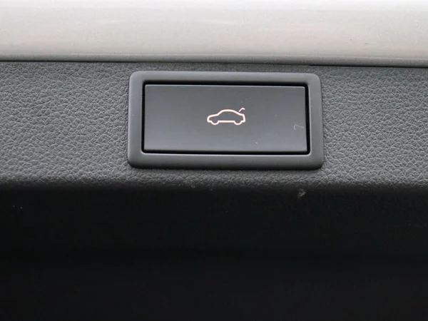 SKODA Octavia Combi (2024) — foto 7 van 19