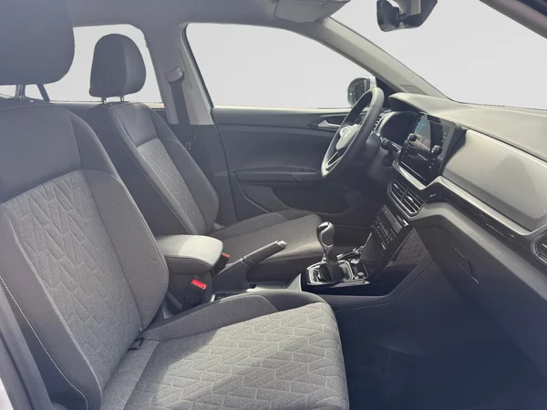 VOLKSWAGEN T-Cross (2025) — foto 2 van 16