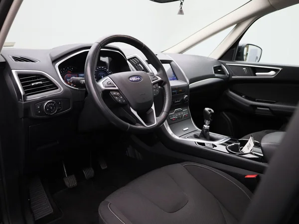 Ford S-Max (2020) — foto 26 van 42