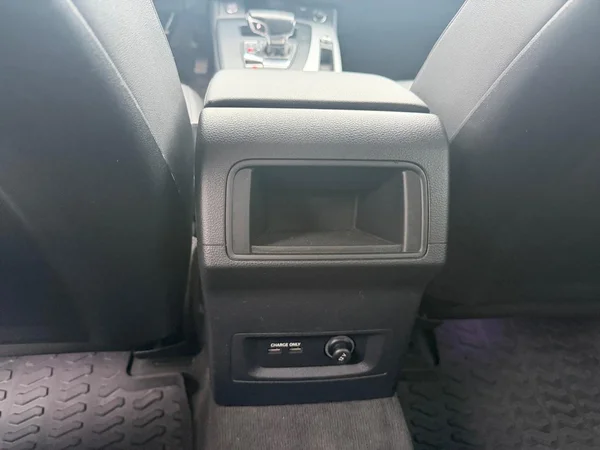 AUDI Q5 Dsl (2022) — foto 10 van 21