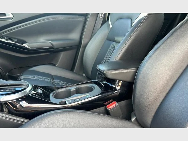 Nissan JUKE (2022) — foto 14 van 29