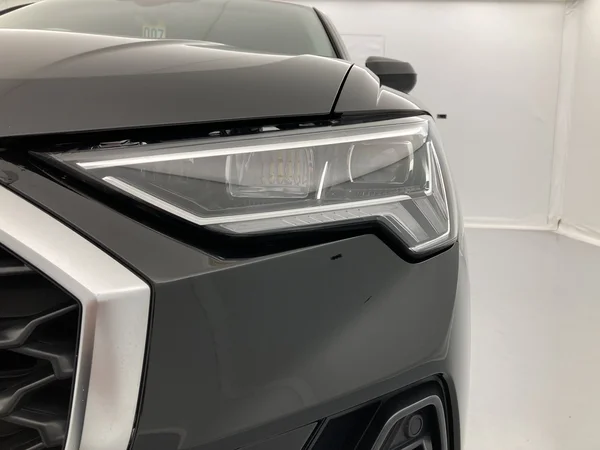 AUDI Q3 Sportback PHEV (2022) — foto 7 van 36