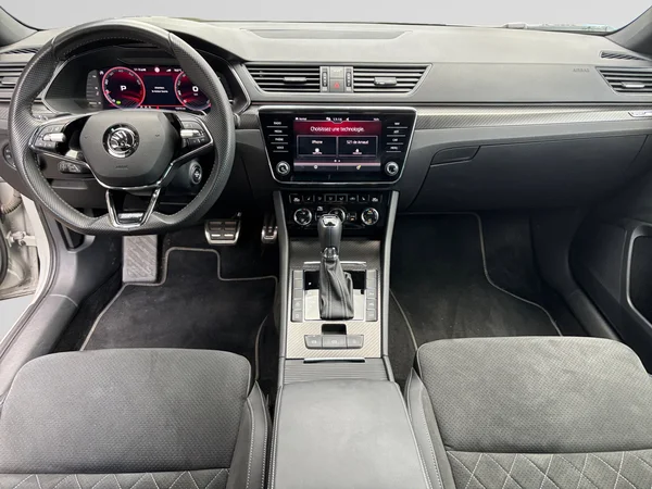 SKODA Superb (2024) — foto 21 van 21