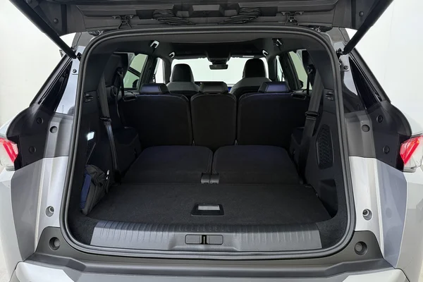 Peugeot 5008 (2025) — foto 16 van 20
