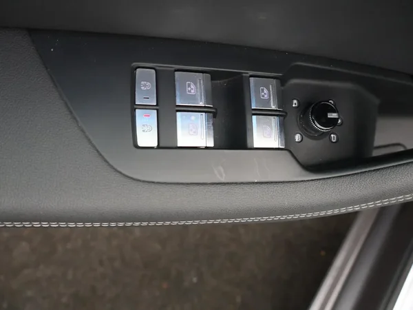 Audi A6 (2019) — foto 13 van 29
