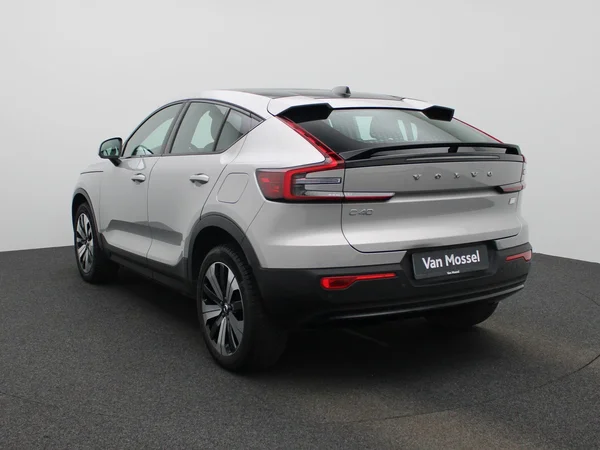 Volvo C40 (2022) — foto 12 van 44
