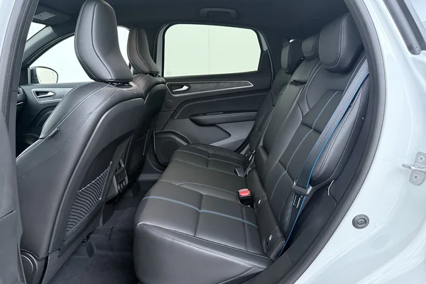 Renault Arkana E-TECH (HEV) (2026) — foto 12 van 13