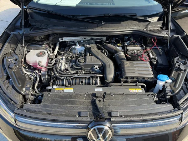 VOLKSWAGEN Tiguan (2026) — foto 11 van 21
