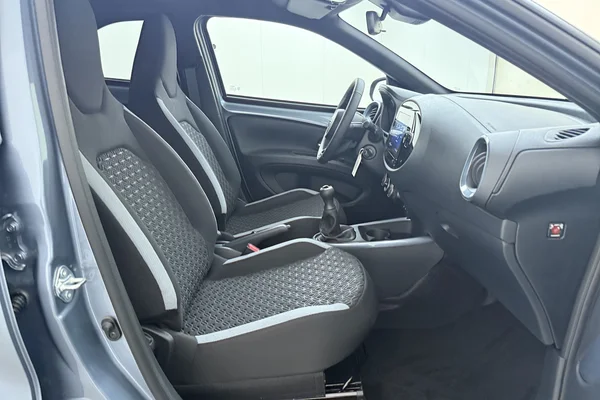 Toyota Aygo X (2025) — foto 14 van 16