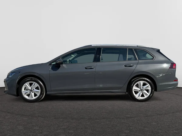 VOLKSWAGEN Golf VIII SW (2024) — foto 12 van 12