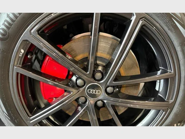 AUDI Q5 Sportback (2026) — foto 14 van 17