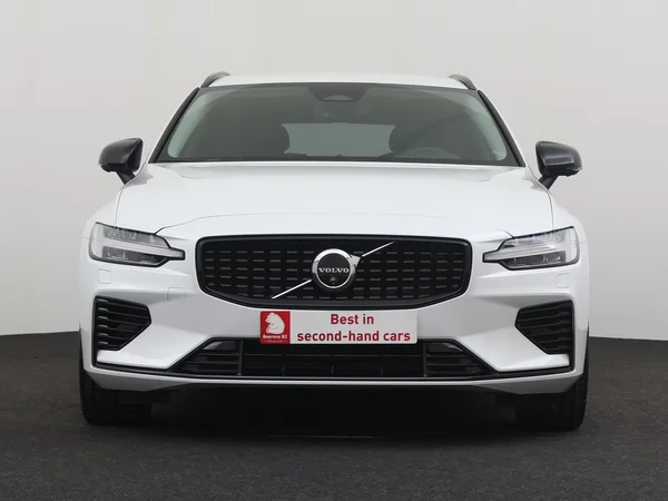 VOLVO V60 (2024) — foto 30 van 32