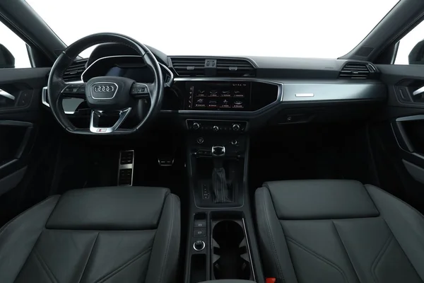 Audi Q3 (2021) — foto 3 van 16