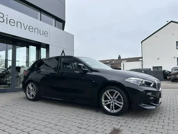Bmw 118 (2021) — foto 8 van 19