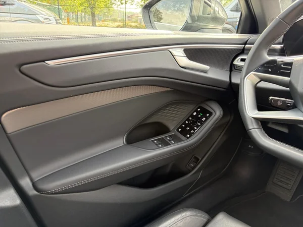 AUDI A6 Avant (2025) — foto 3 van 17