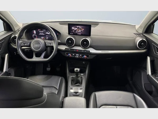 Audi Q2 (2021) — foto 2 van 27