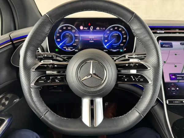 Mercedes-Benz EQE (2025) — foto 7 van 24