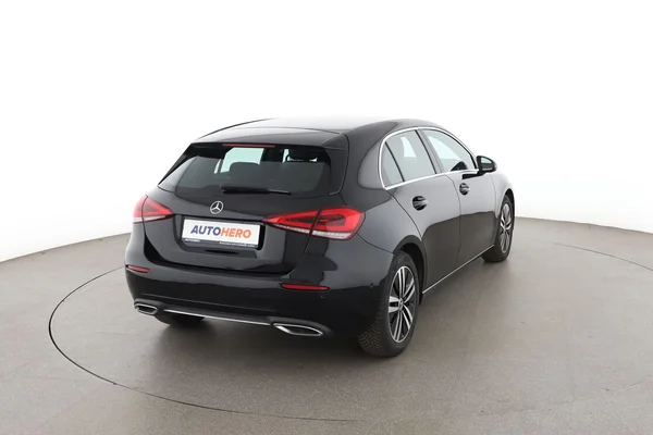 Mercedes-Benz A-Klasse (2022) — foto 12 van 16