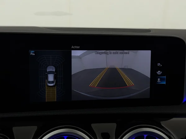MERCEDES CLA 180 (2019) — foto 11 van 26