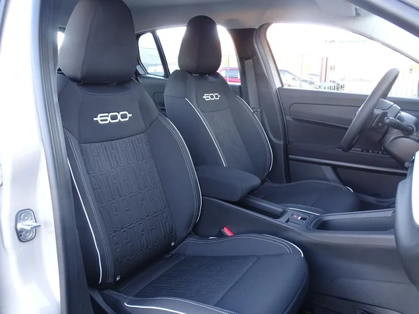 Fiat 600 (2025) — foto 2 van 20