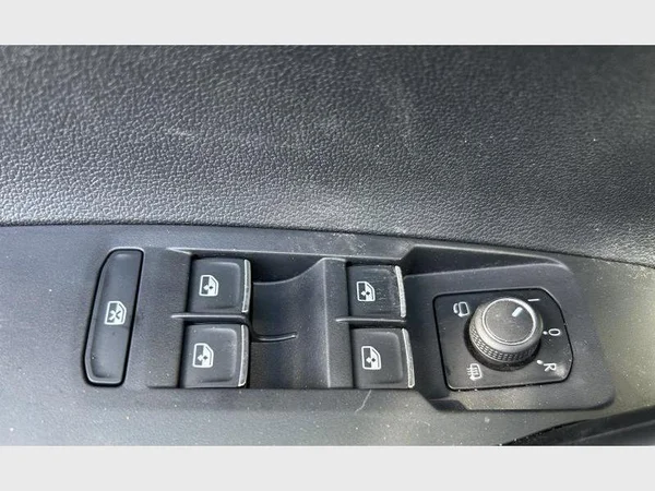 Volkswagen Taigo (2023) — foto 20 van 28