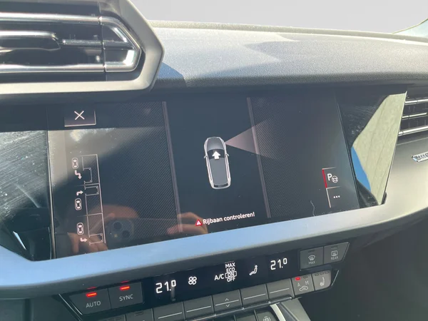 AUDI A3 Sportback (2025) — foto 7 van 24