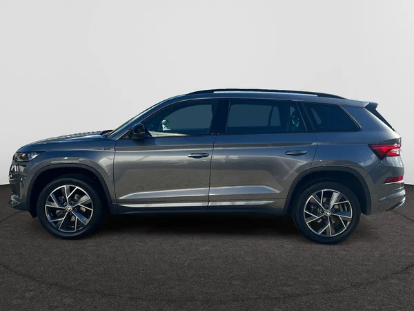 SKODA Kodiaq (2023) — foto 12 van 24
