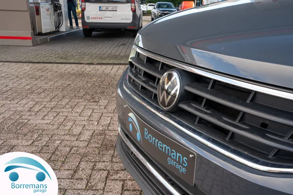 Volkswagen Tiguan (2023) — foto 41 van 48