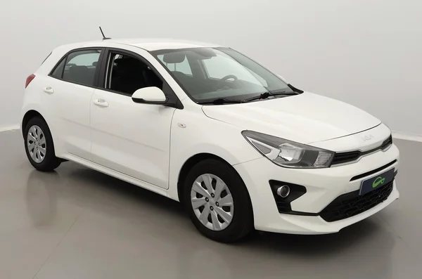 Kia Rio (2022) — foto 23 van 25