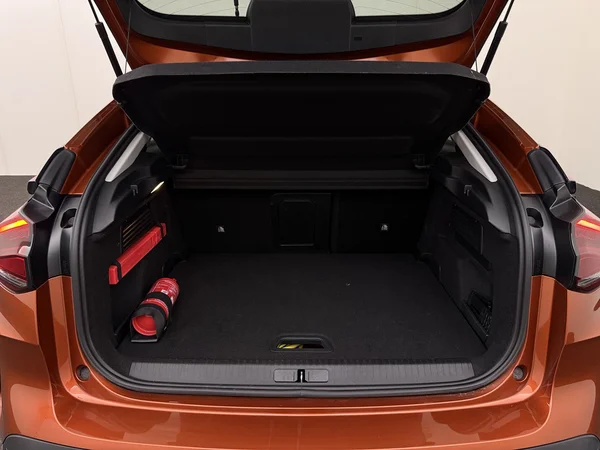 CITROEN E-C4 (2022) — foto 8 van 31