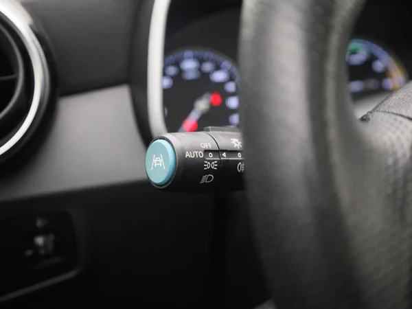 MG ZS EV (2019) — foto 18 van 38