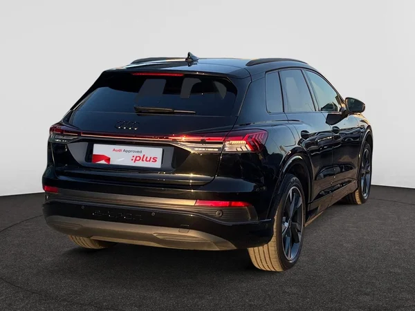 AUDI Q4 e-tron (2022) — foto 10 van 17