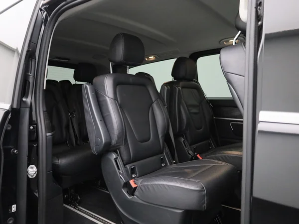 Mercedes-Benz EQV (2023) — foto 39 van 48