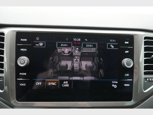 VOLKSWAGEN Golf Sportsvan (2019) — foto 17 van 27