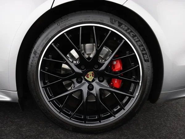 PORSCHE Panamera (2020) — foto 7 van 36