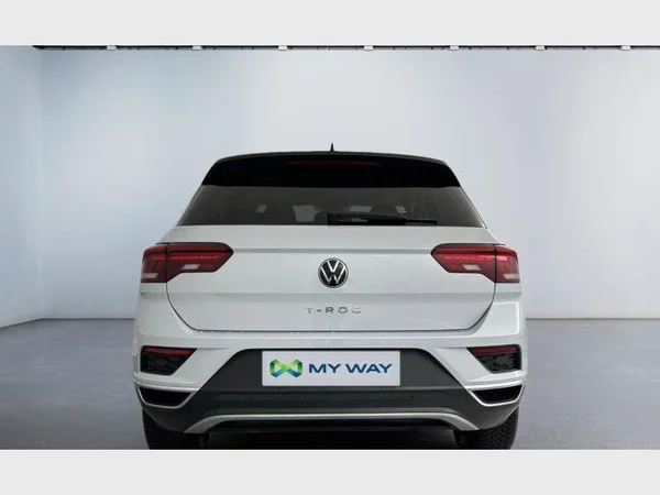 Volkswagen T-Roc (2021) — foto 22 van 24